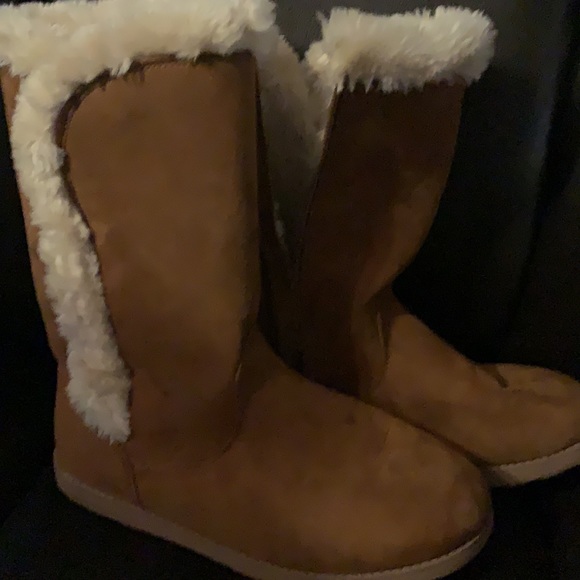 cat & jack brand boots - Picture 4 of 5